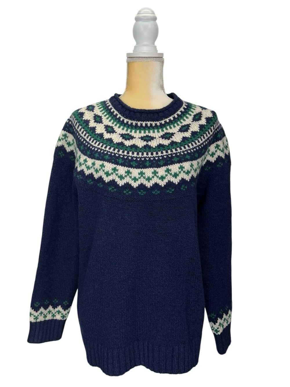 L.L.Bean Fair Isle Lambs’ Wool Sweater Women’s Size Large Navy Blue Green Ivory